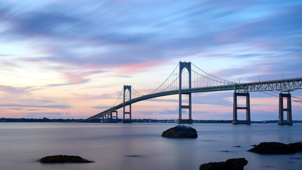 Claiborne,Pell,Newport,Bridge,At,Sunrise